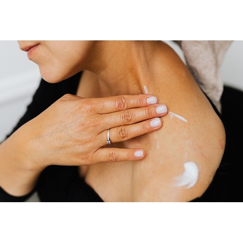 Aveeno in the UK: The Best Deals, Skincare Benefits