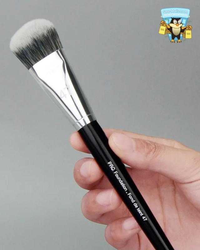 Professional Broom Head Foundation Brush for Liquid Face Makeup