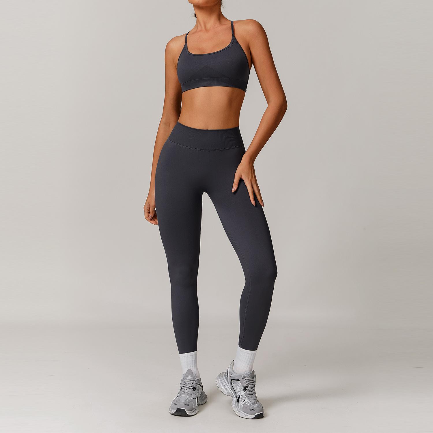 Seamless Yoga Set for Women 2/3PCS Sports Bra & Leggings Fitness Tracksuit
