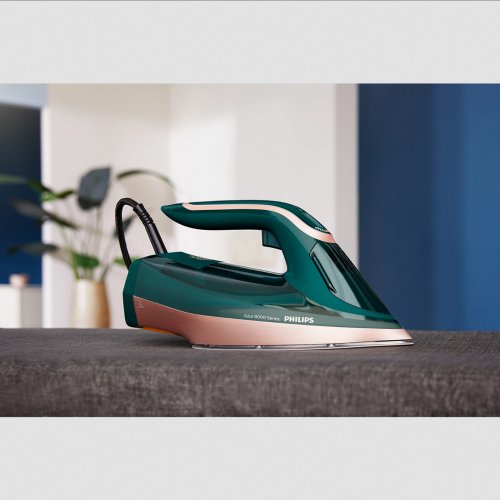 Azur 8000 Series Steam iron