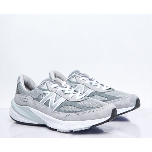 New Balance 990v6 Sneakers
