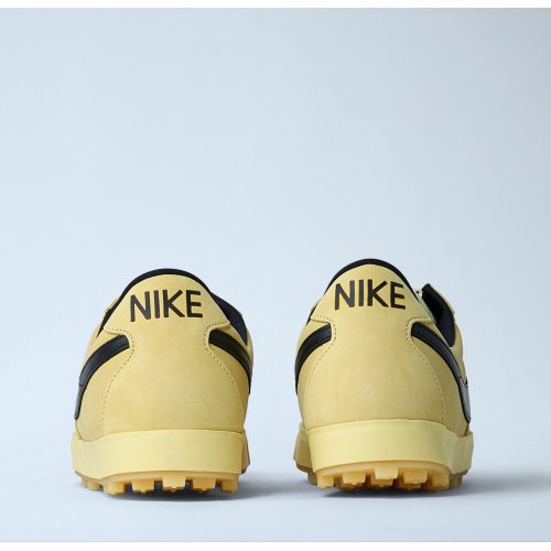 Nike Astrograbber QS Sneakers