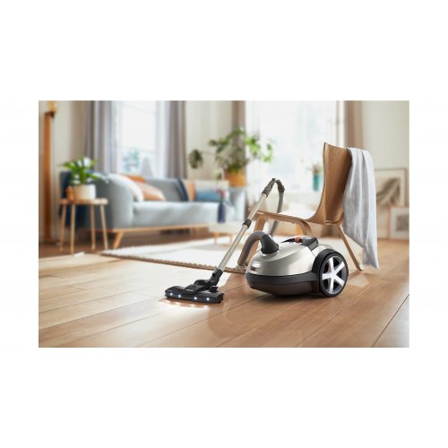 Performer LED 8000 Series Vacuum cleaner with bag
