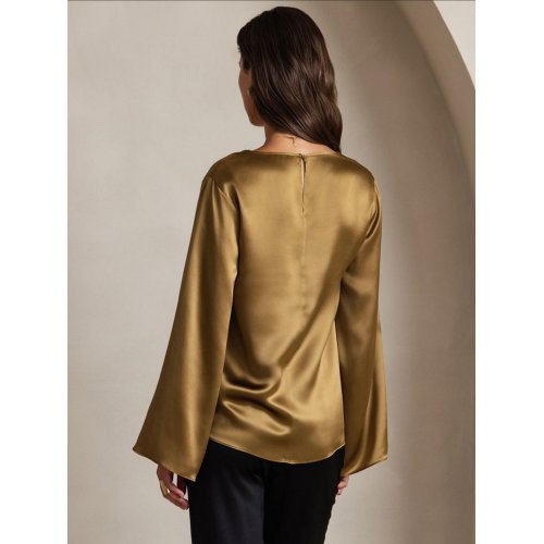 19Momme Silk Relaxed Long-sleeved Blouse 