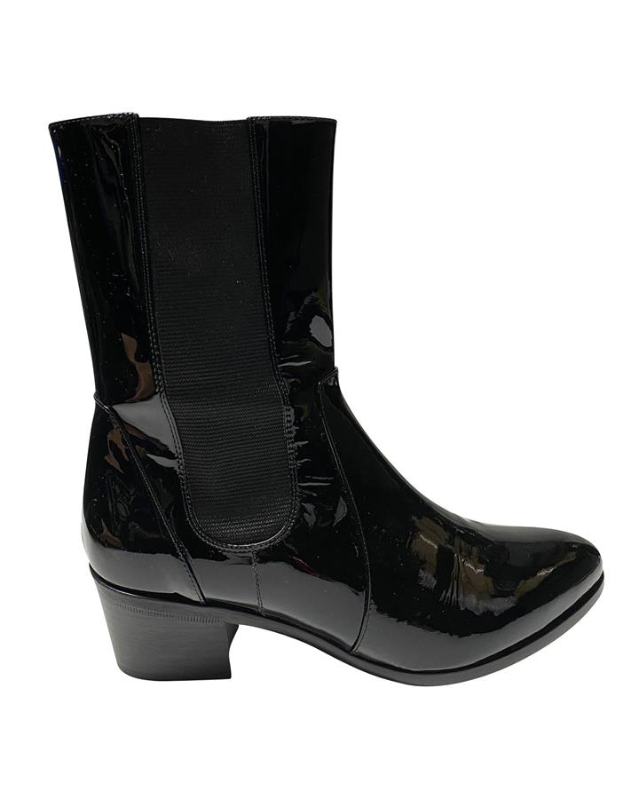 Chanel Chanel Boots In Black Patent -Pre Owned Condition Excellent